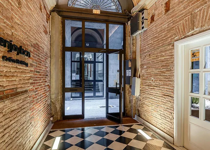 Enjoybcn Colon Apartments